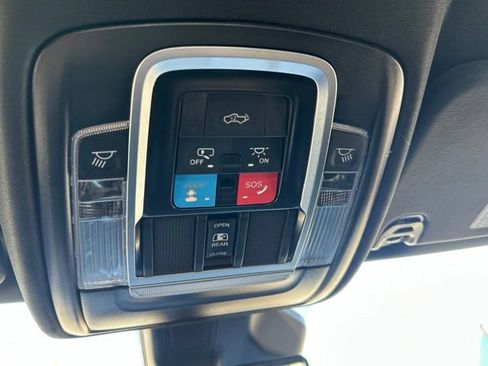 Used 2025 RAM 1500 Big Horn AWD/4WD image 26