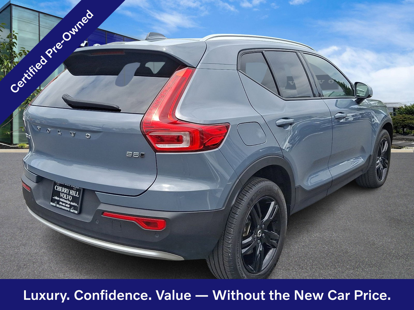 Certified 2023 Volvo XC40 B5 Core w/ Convenience Package AWD/4WD image 7