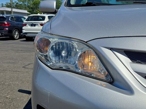 Used 2011 Toyota Corolla LE FWD image 11