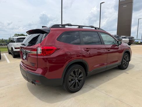Used 2022 Subaru Ascent Onyx Edition AWD/4WD image 5