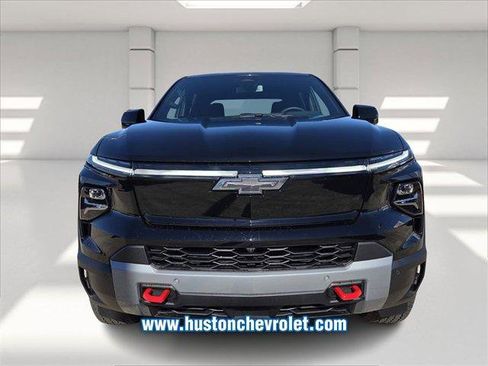 New 2026 Chevrolet Silverado EV Trail Boss image 8