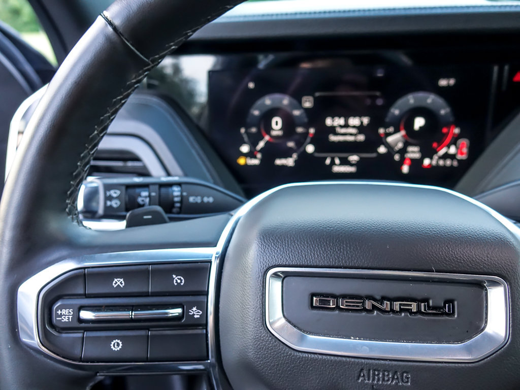 Certified 2025 GMC Yukon Denali AWD/4WD image 17