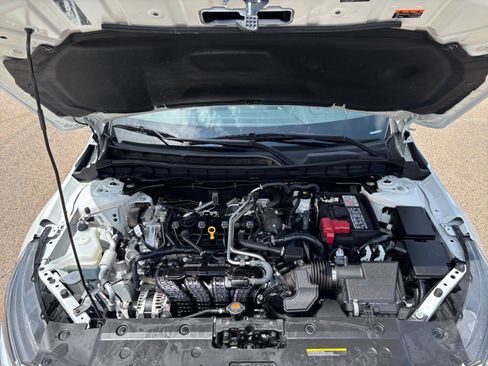 Used 2025 Nissan Altima 2.5 SV FWD image 31