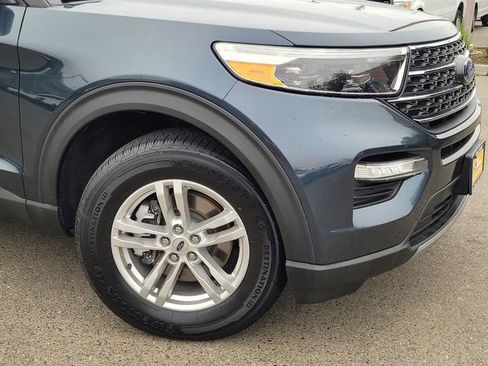 Certified 2022 Ford Explorer XLT w/ Equipment Group 202A image 6