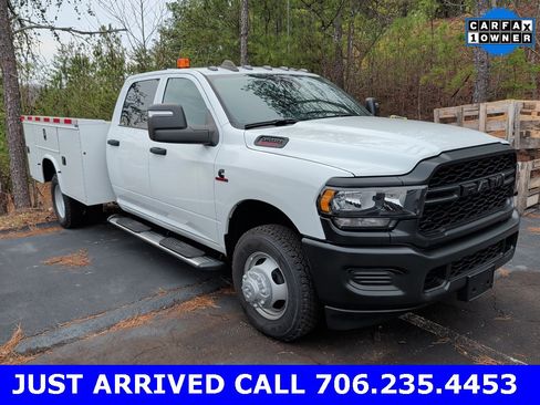 Used 2024 RAM 3500 Tradesman w/ Safety Group image 1