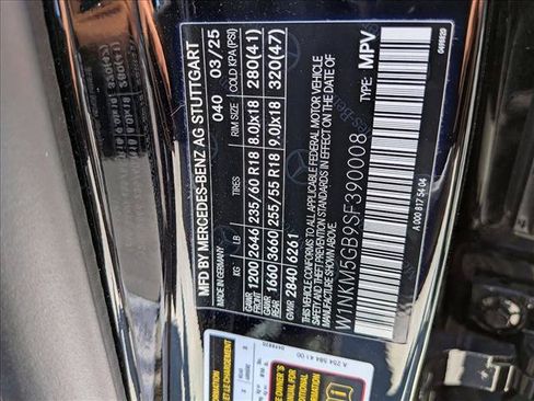 Used 2025 Mercedes-Benz GLC 350e 4MATIC image 24
