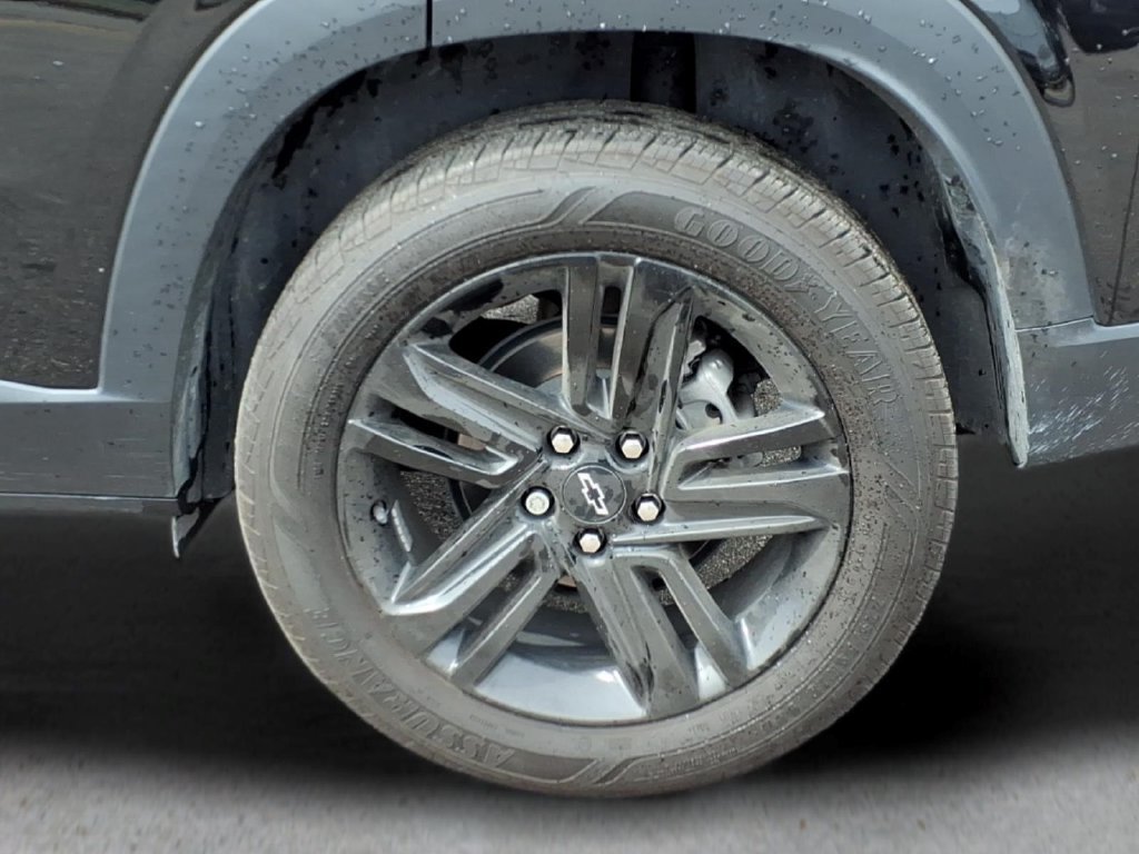 Used 2024 Chevrolet Trax ACTIV FWD image 7
