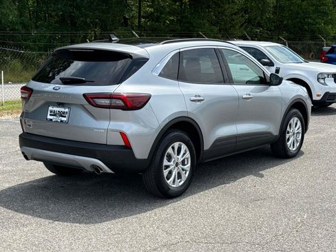 Used 2024 Ford Escape Active w/ Tech Pack #1 AWD/4WD image 2