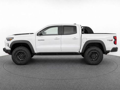 Used 2024 Chevrolet Colorado ZR2 w/ ZR2 Bison Edition AWD/4WD image 4