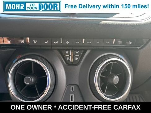 Used 2024 Chevrolet Blazer LT w/ Midnight/Sport Edition FWD image 32
