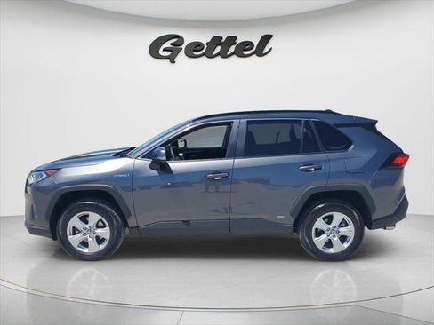 Certified 2021 Toyota RAV4 XLE AWD/4WD image 8