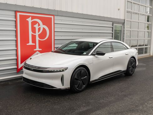 Used 2024 Lucid Air Touring AWD/4WD image 34