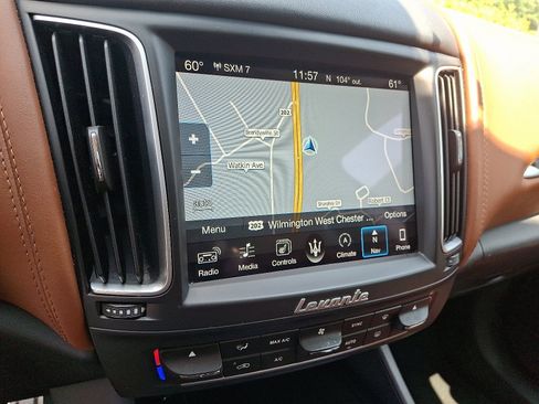 Used 2017 Maserati Levante w/ Sport Package image 16