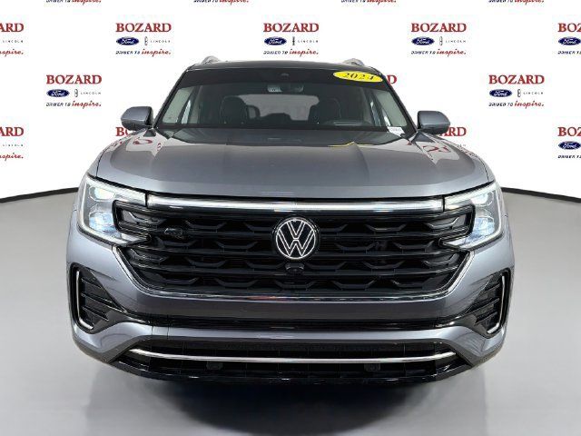 Used 2024 Volkswagen Atlas SEL Premium R-Line AWD/4WD image 2