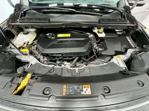 Used 2014 Ford Escape SE FWD image 23