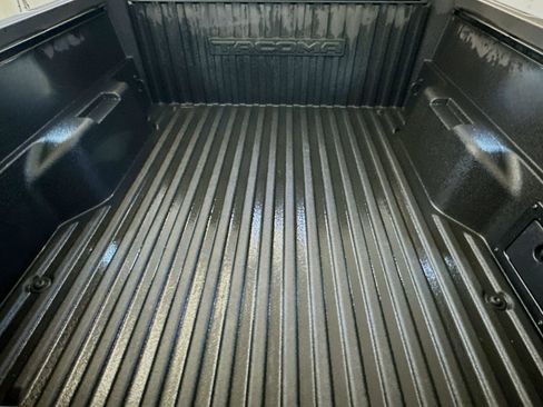 Used 2024 Toyota Tacoma TRD Off-Road w/ TRD Off Road Upgrade Package image 30