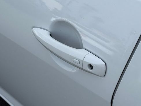 Used 2024 Nissan Sentra SV FWD image 11