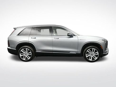 Used 2026 Cadillac Vistiq Luxury AWD/4WD image 6