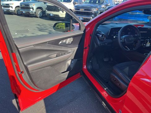 Used 2024 Chevrolet Blazer EV RS image 15