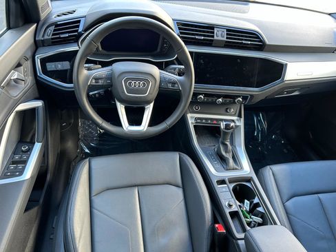 Certified 2025 Audi Q3 2.0T Premium w/ Convenience Package image 22