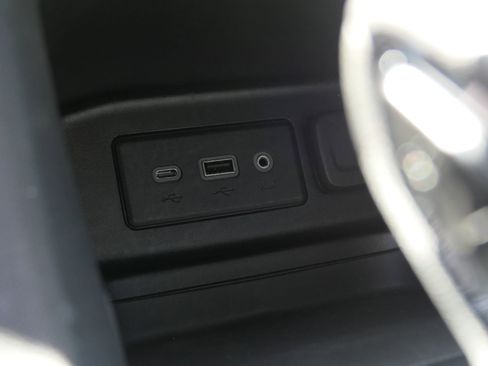 Used 2023 Chevrolet Equinox LS FWD image 21