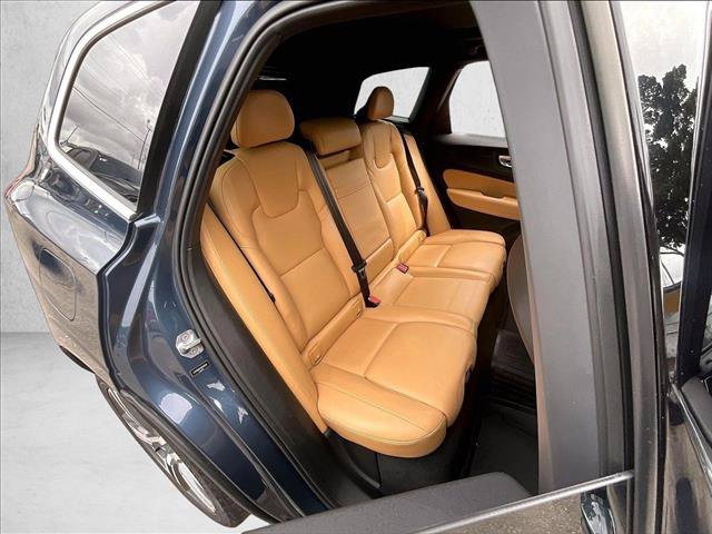 Used 2019 Volvo XC60 T5 Momentum w/ Multimedia Package FWD image 29