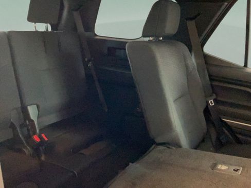 Certified 2025 Toyota 4Runner SR5 AWD/4WD image 34