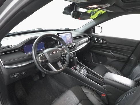 Used 2022 Jeep Compass High Altitude image 12