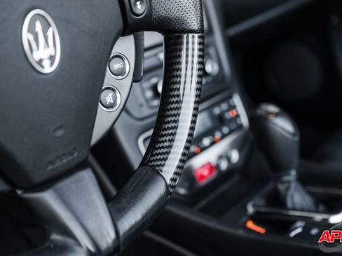 Used 2013 Maserati GranTurismo Sport image 20