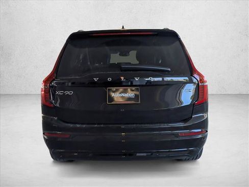 New 2026 Volvo XC90 T8 Ultra w/ Protection Package AWD/4WD image 7