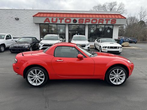 Used 2008 MAZDA MX-5 Miata Sport image 4