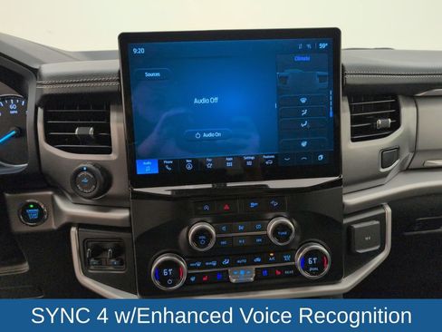 Used 2024 Ford Expedition XLT image 31