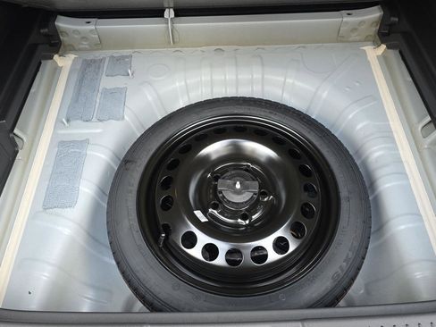 New 2025 Chevrolet Trax LT w/ Driver Confidence Package image 22