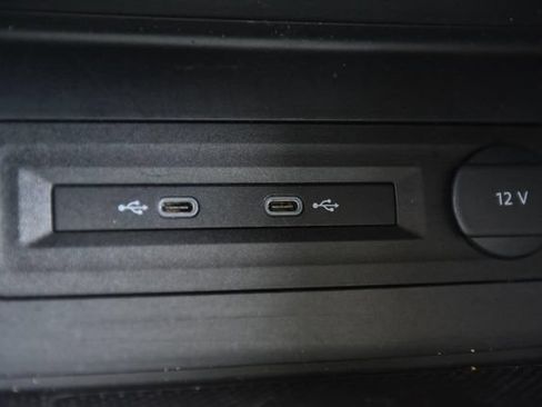 Used 2023 Volkswagen Atlas SE FWD image 15