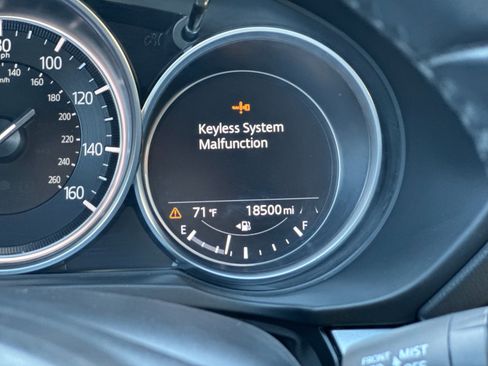 Used 2020 MAZDA CX-5 Touring image 27