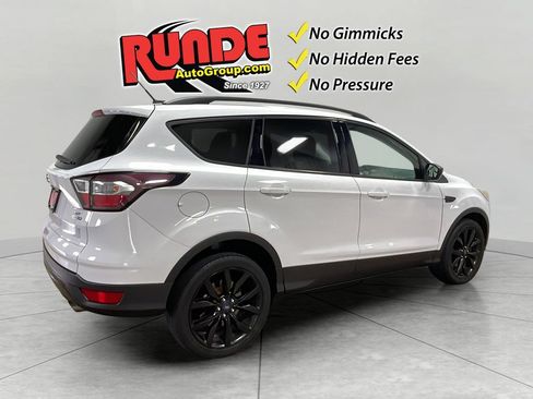 Used 2018 Ford Escape SE w/ SE Sport Appearance Package AWD/4WD image 6