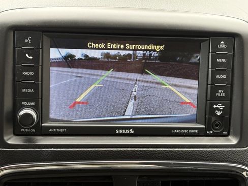 Used 2016 Dodge Grand Caravan SXT w/ Rear Park Assist Package image 53