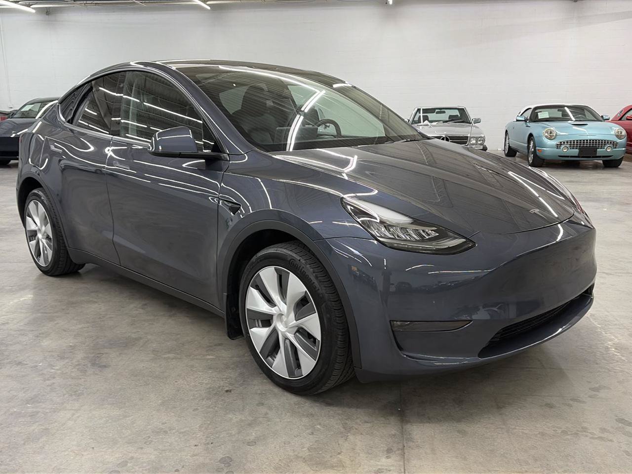 Used 2023 Tesla Model Y Long Range AWD/4WD image 4