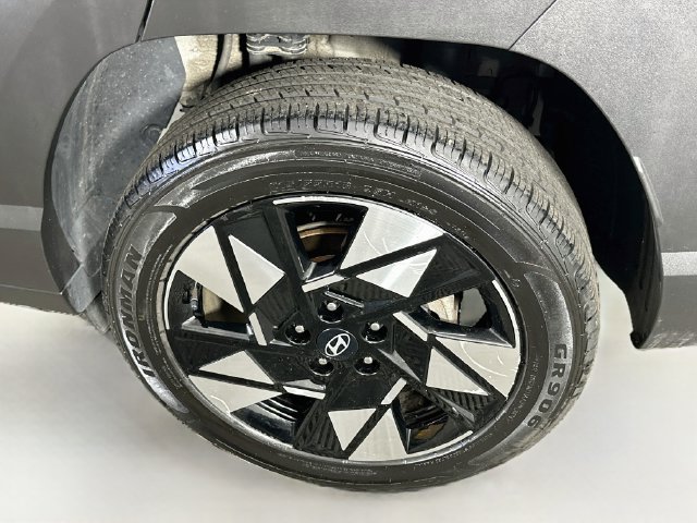 Used 2024 Hyundai Kona SEL AWD/4WD image 27