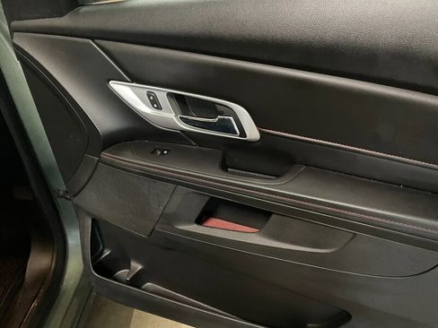 Used 2015 GMC Terrain SLE image 18