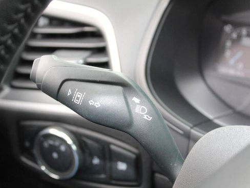 Used 2024 Ford Edge SEL image 25