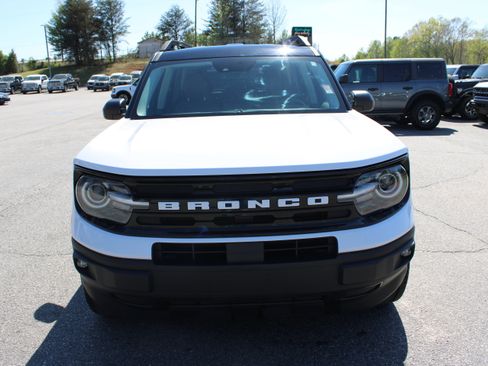 Used 2023 Ford Bronco Sport Outer Banks w/ Tech Package image 3