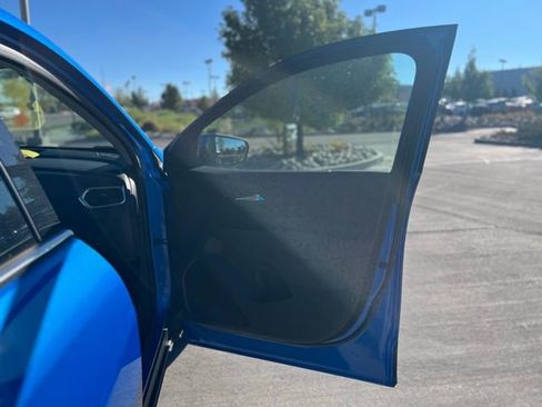 Used 2024 Chevrolet Equinox Premier image 27