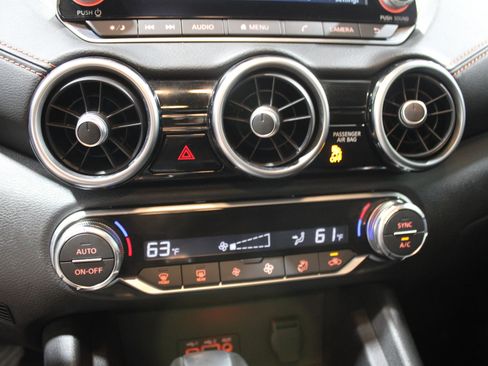 Used 2023 Nissan Sentra SR image 16