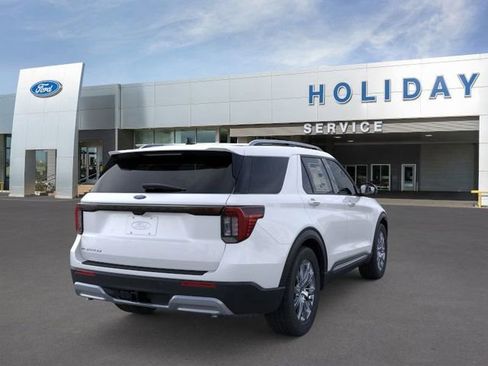 New 2026 Ford Explorer Platinum image 8