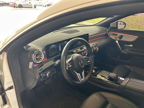 Used 2020 Mercedes-Benz CLA 250 CLA 250 image 6