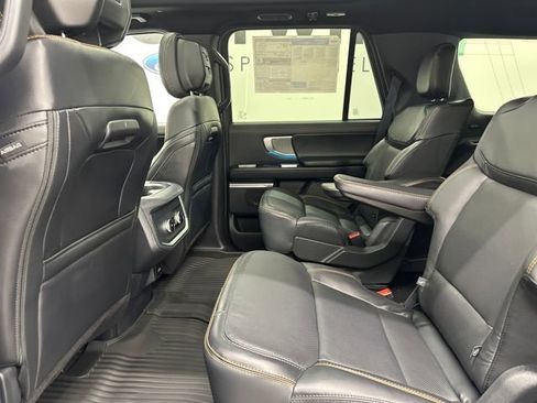 New 2026 Ford Expedition Tremor image 22