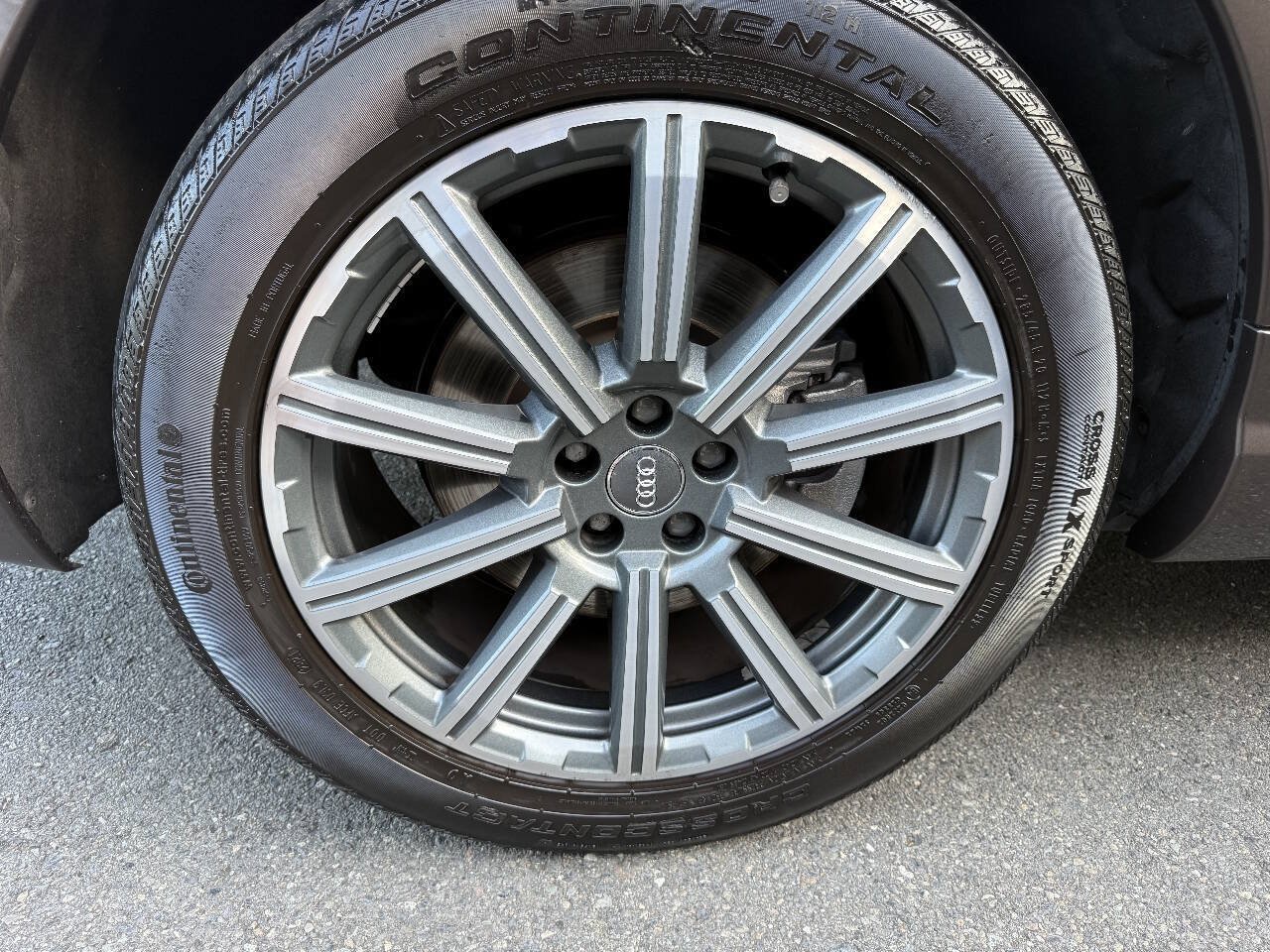 Used 2018 Audi Q7 3.0T Prestige w/ Prestige Package AWD/4WD image 13