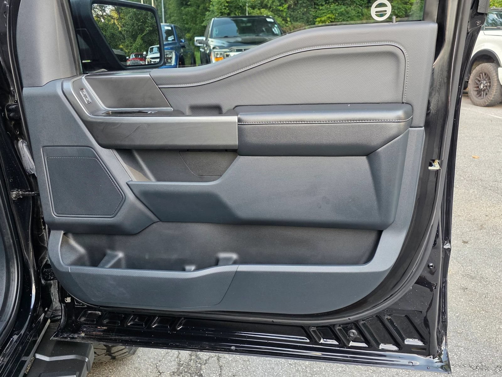 Used 2022 Ford F150 XLT w/ Equipment Group 302A High AWD/4WD image 35