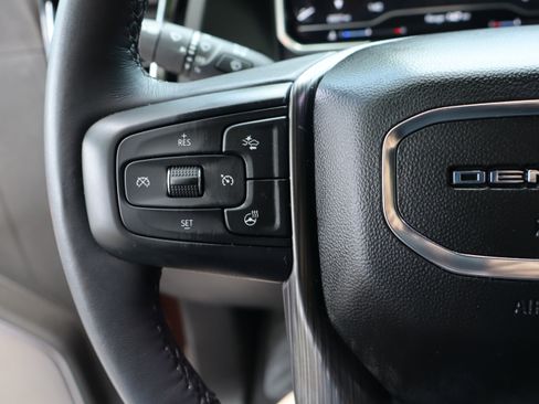Used 2024 GMC Sierra 3500 Denali Ultimate AWD/4WD image 25